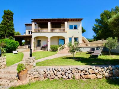 Villa in Porto Cristo Novo