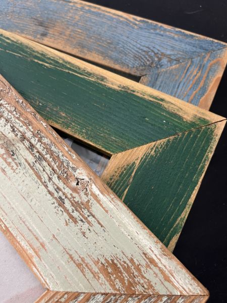 VILLA VATKU – 3 Scandinavian Picture Frames 32.5x32.5cm