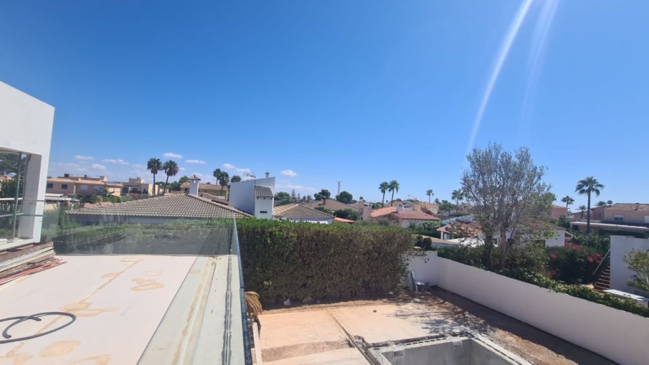 Villa for sale in Bahia Grande