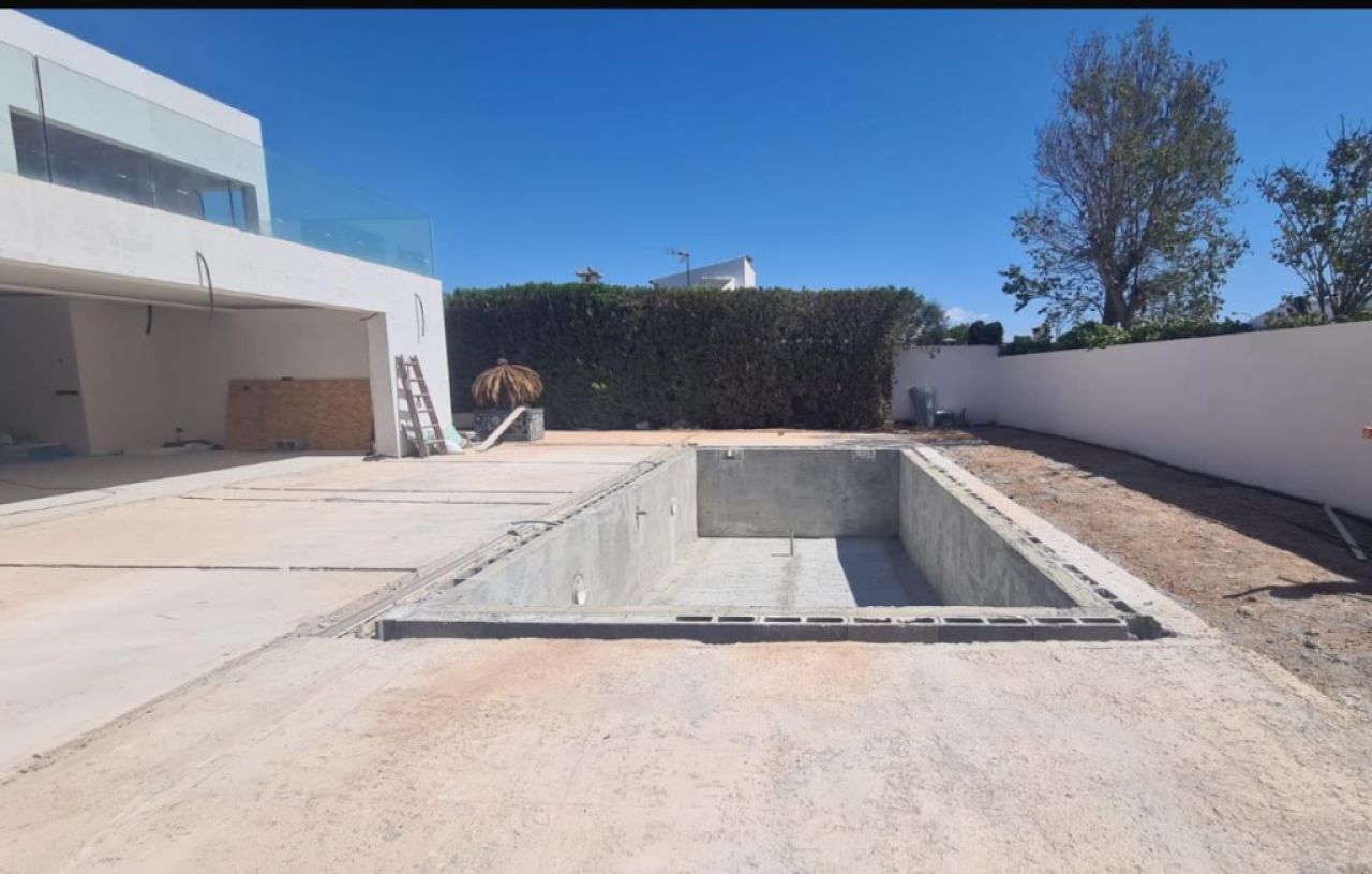 Villa for sale in Bahia Grande