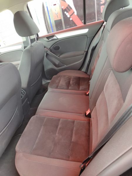 Volkswagen Golf VI 2.0 TDI 2012 – Schwarz, Alcantara-Sitze