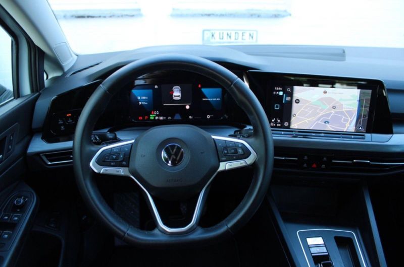 VW Golf 8 Hybrid DSG