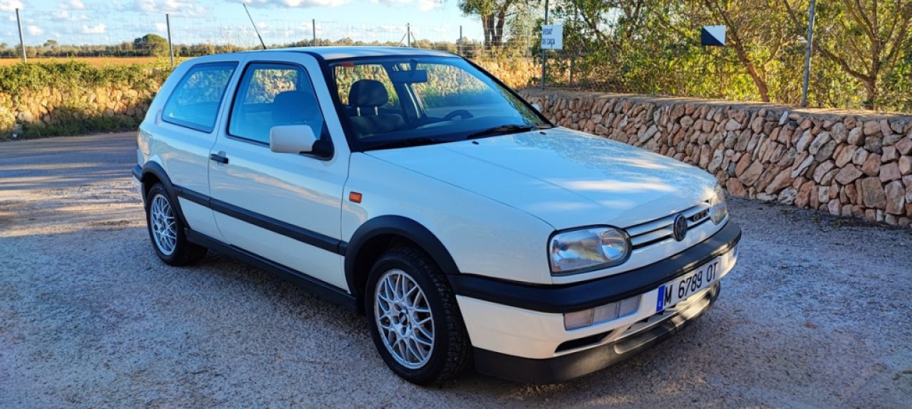 VW Golf III GTI 1993 korrosionsfrei im Top-Zustand mit Klima