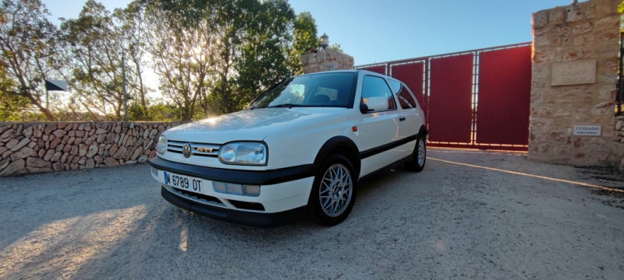 VW Golf III GTI 1993 korrosionsfrei im Top-Zustand mit Klima