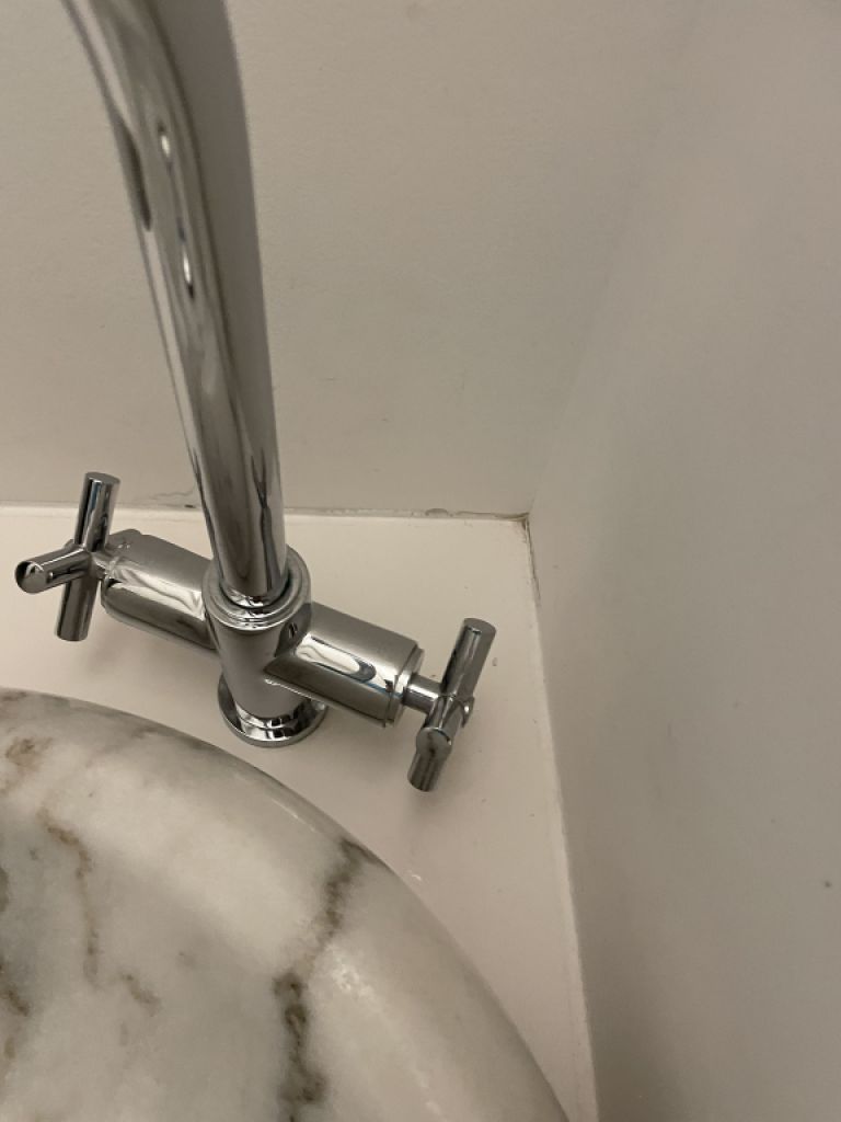 Faucet for sink