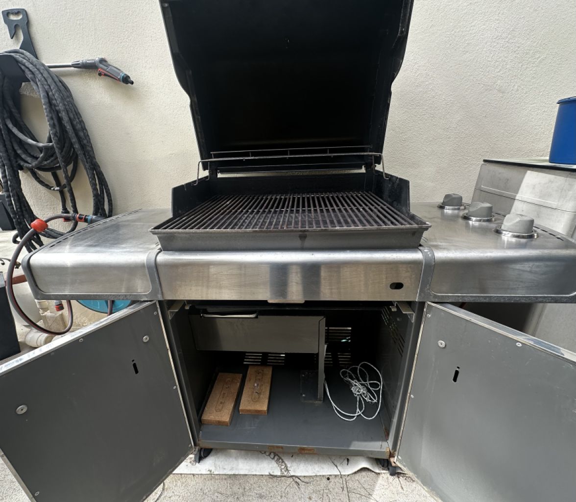 Weber-Gasgrill – 600€