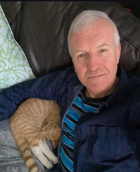 Female travel companion wanted