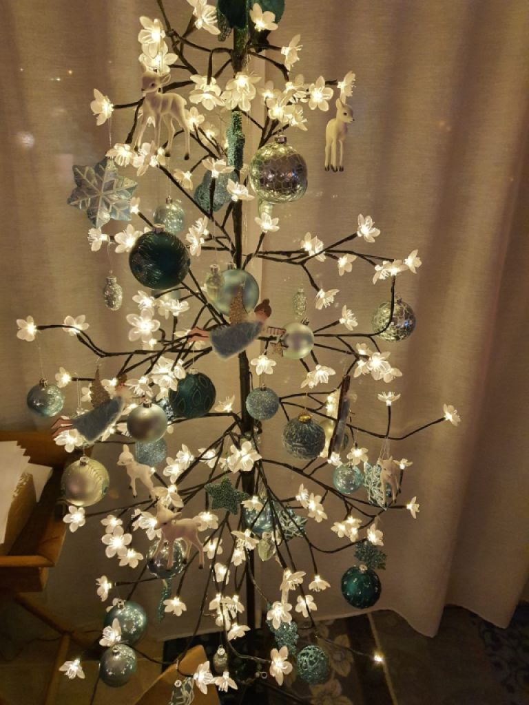 Electric Christmas tree