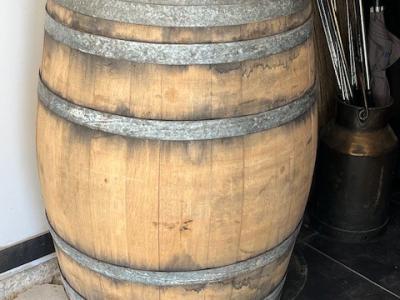 Oak wine barrel