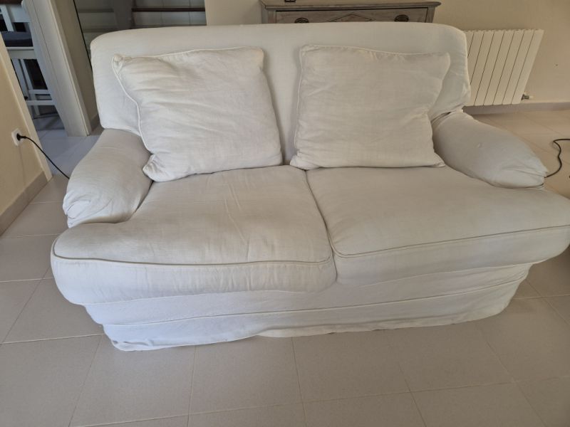 White 2-seater Sofa