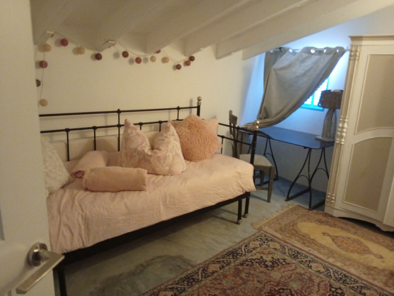 Room in a shared flat on a horse finca