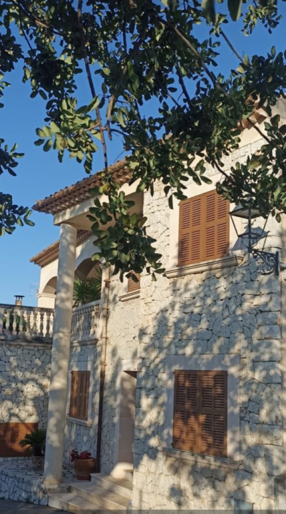 WG Zimmer in Haus mit wunderschöner Lage am Ortsrand von Campanet/Mallorca