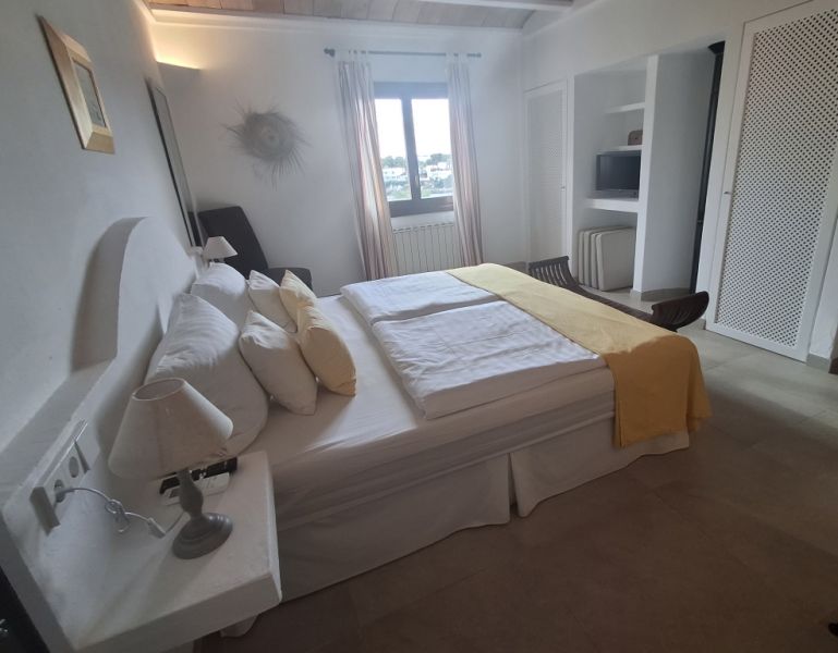 Winter: 2 Etagenchalet mit Ölzentralheizung, Garten und Pool in Cala Dor - Hafennähe -- CH 23 WT