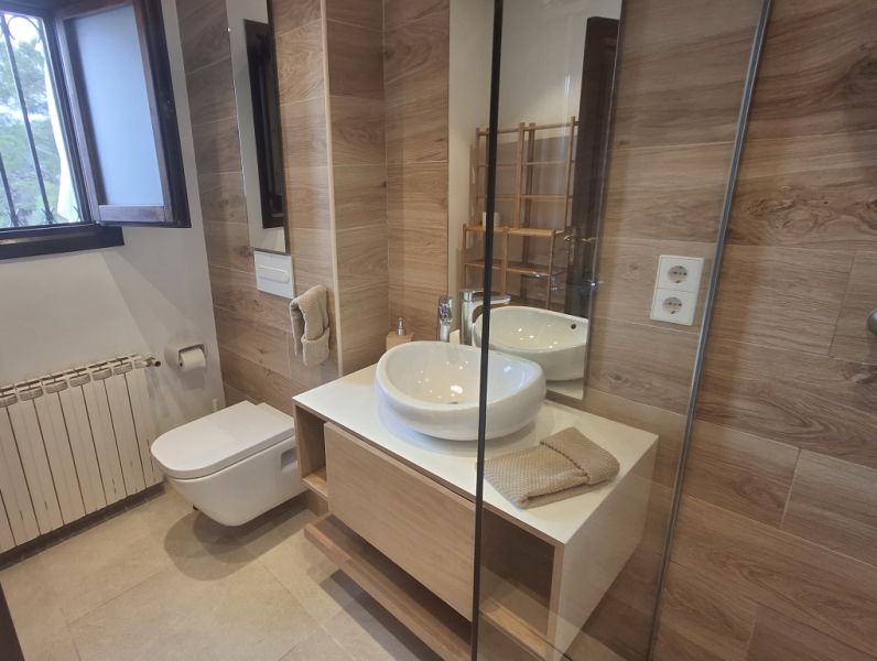 Winter: 2 Etagenchalet mit Ölzentralheizung, Garten und Pool in Cala Dor - Hafennähe -- CH 23 WT