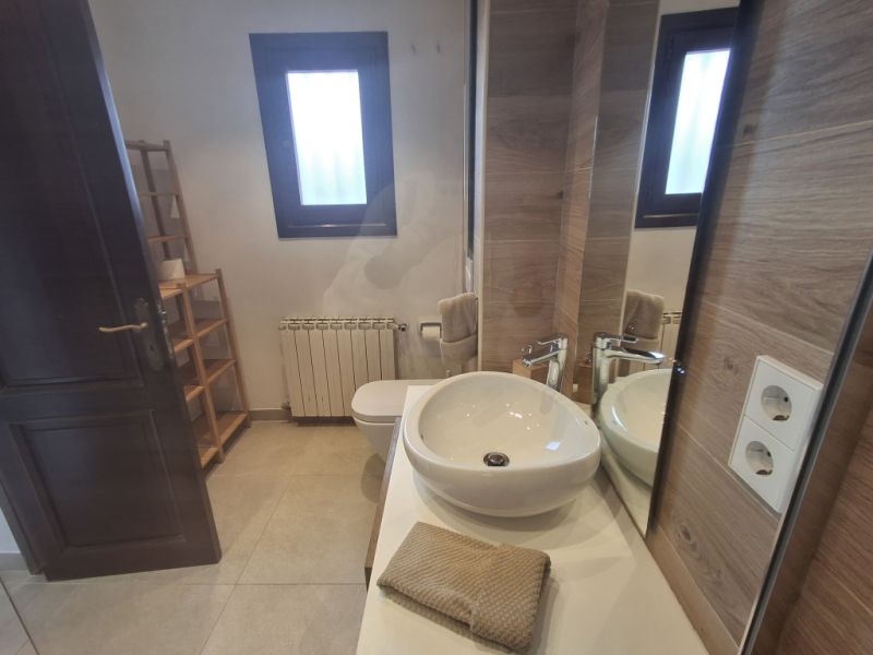 Winter: 2 Etagenchalet mit Ölzentralheizung, Garten und Pool in Cala Dor - Hafennähe -- CH 23 WT