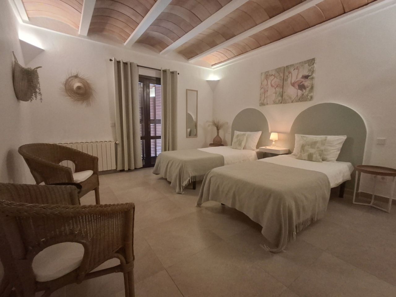 Winter: 2 Etagenchalet mit Ölzentralheizung, Garten und Pool in Cala Dor - Hafennähe -- CH 23 WT