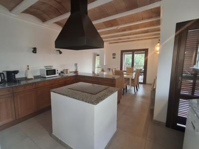 Winter: 2 Etagenchalet mit Ölzentralheizung, Garten und Pool in Cala Dor - Hafennähe -- CH 23 WT