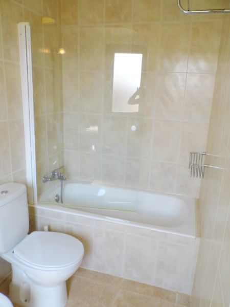 INVIERNO: Chalet de 2 plantas con terrazas y jardín en Sa Ràpita ---