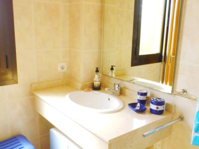 INVIERNO: Chalet de 2 plantas con terrazas y jardín en Sa Ràpita ---