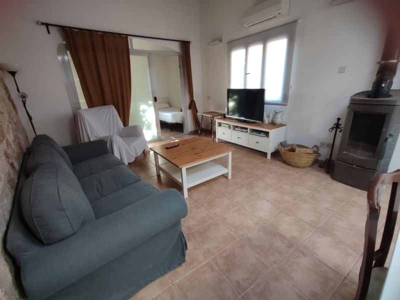 Invierno: 2 casas en un mismo terreno con AC, chimenea y buena ubicación cerca de Campos --- F 92 a + b WT