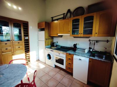 Invierno: 2 casas en un mismo terreno con AC, chimenea y buena ubicación cerca de Campos --- F 92 a + b WT