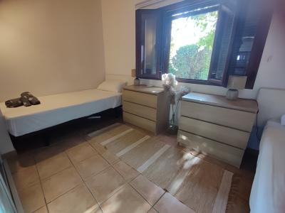 Invierno: 2 casas en un mismo terreno con AC, chimenea y buena ubicación cerca de Campos --- F 92 a + b WT