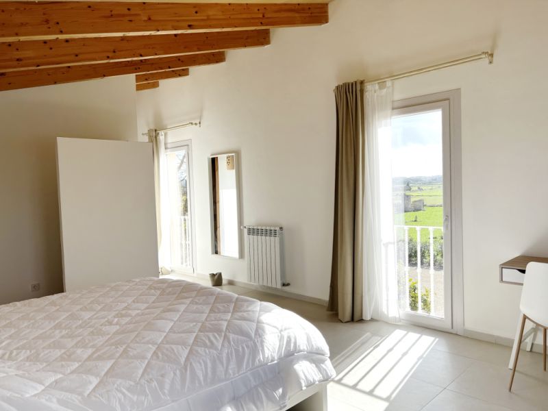 WINTER: 2 storey finca with oil central heating near Montouri ---- F 78 WT