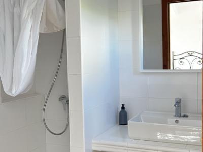 WINTER: 2 storey finca with oil central heating near Montouri ---- F 78 WT