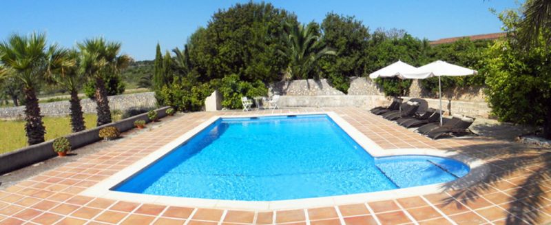 WINTER 26 / 27: Casita with central heating on a community lot near Manacor -- F 250 a