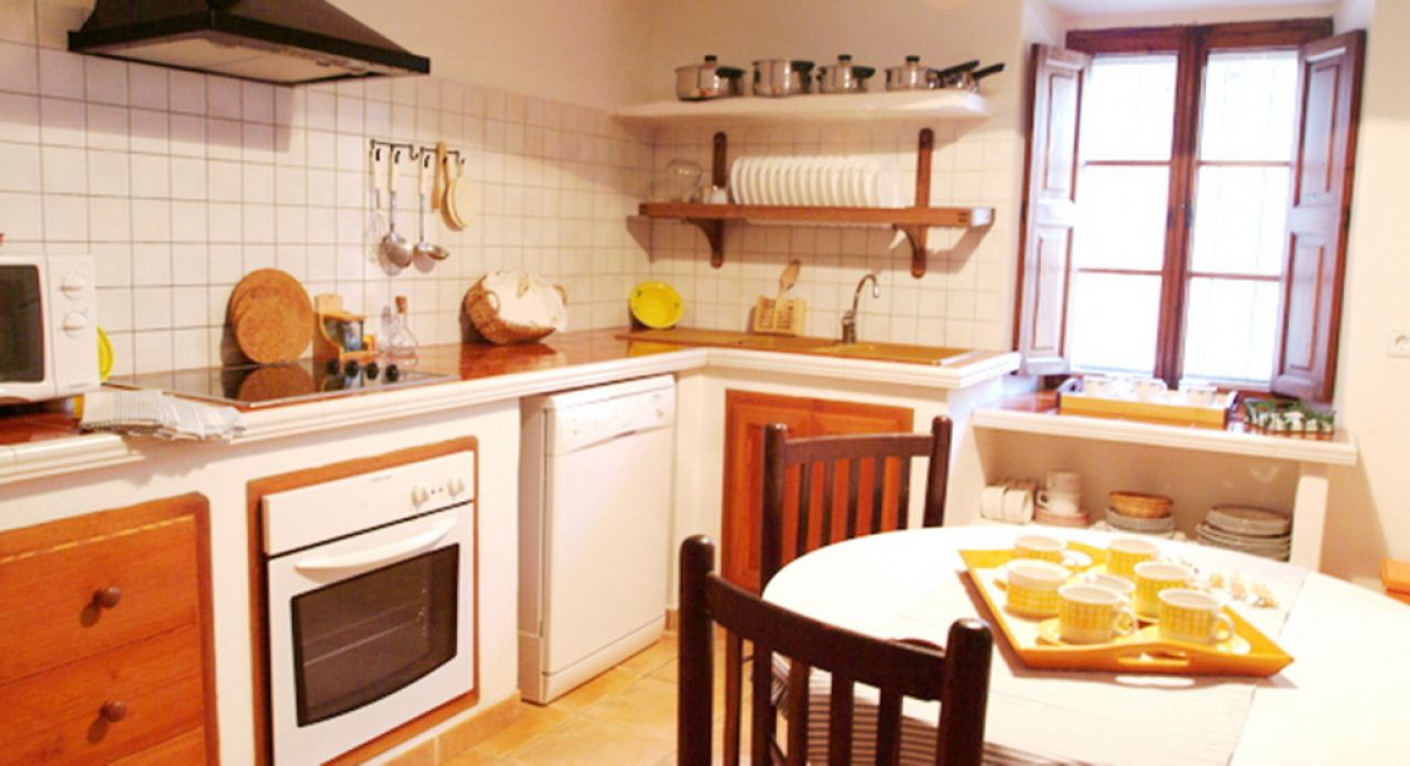 WINTER 26 / 27: Casita with central heating on a community lot near Manacor -- F 250 a