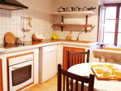 WINTER 26 / 27: Casita with central heating on a community lot near Manacor -- F 250 a