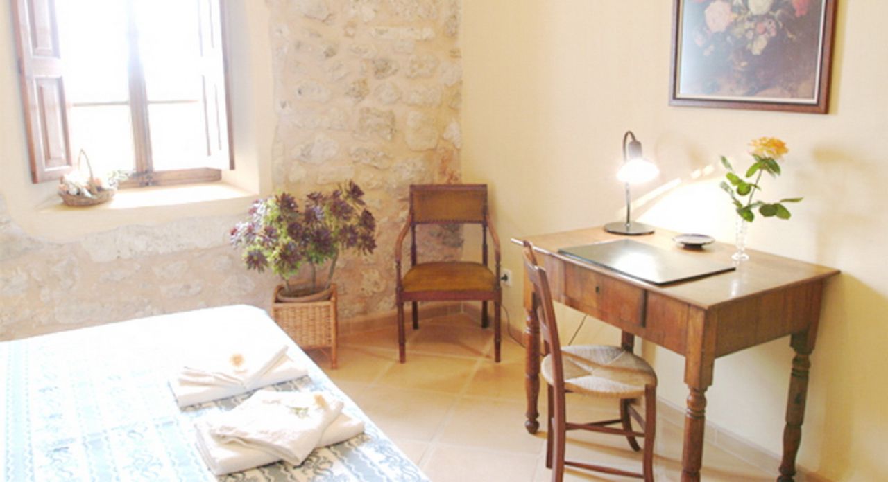 WINTER 26 / 27: Casita with central heating on a community lot near Manacor -- F 250 a