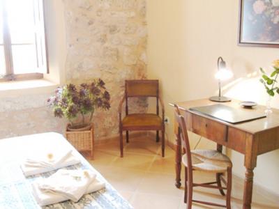 WINTER 26 / 27: Casita with central heating on a community lot near Manacor -- F 250 a