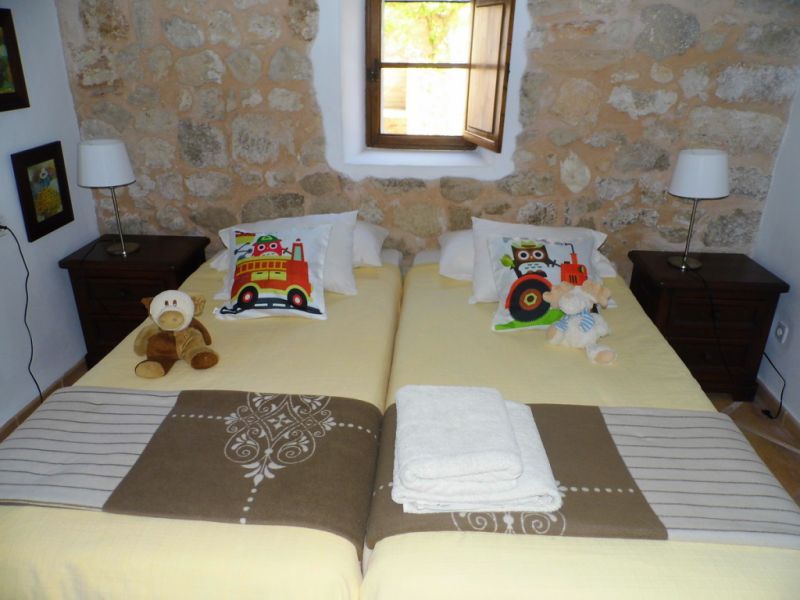 WINTER 26 / 27: Casita with central heating on a community lot near Manacor -- F 250 a