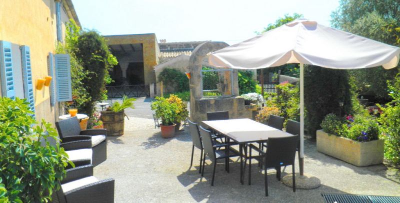 WINTER 26 / 27: Casita with central heating on a community lot near Manacor -- F 250 a