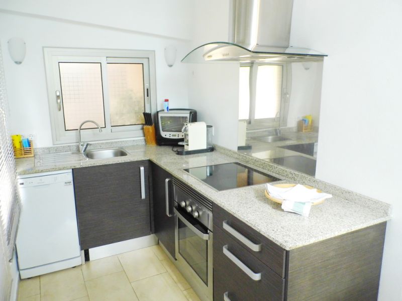 WINTER 26 / 27: Kleine Casita mit Terrasse auf dem Lande bei Manacor -- F 250 c