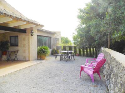 WINTER 26 / 27: Kleine Casita mit Terrasse auf dem Lande bei Manacor -- F 250 c