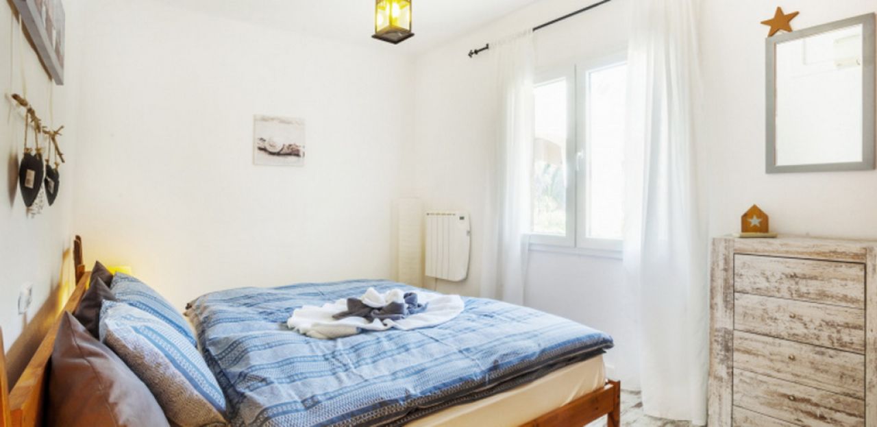 Invierno 27 / 28: Chalet a nivel de suelo con AC y piscina cerca de Es Carritxo -- CH 17 WT