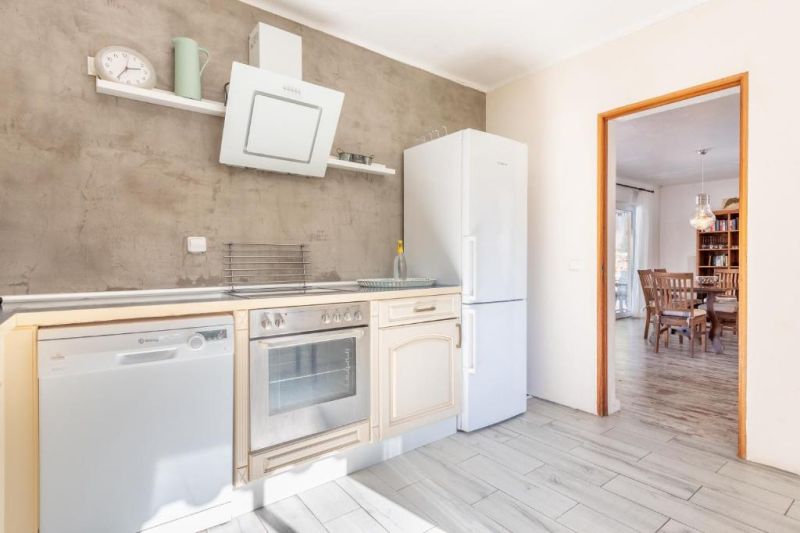 Invierno 27 / 28: Chalet a nivel de suelo con AC y piscina cerca de Es Carritxo -- CH 17 WT