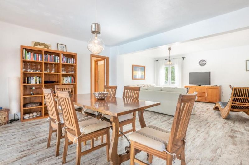 Invierno 27 / 28: Chalet a nivel de suelo con AC y piscina cerca de Es Carritxo -- CH 17 WT