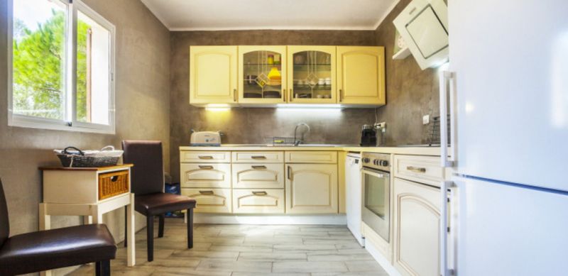 Invierno 27 / 28: Chalet a nivel de suelo con AC y piscina cerca de Es Carritxo -- CH 17 WT