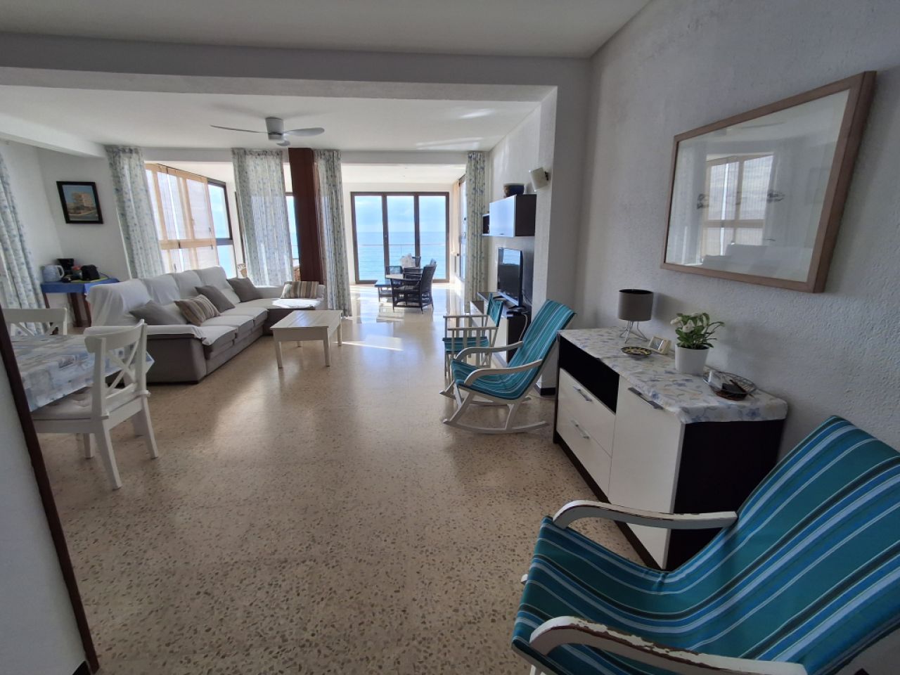 Winter 27 / 28: Helles Apartment mit AC in 1. Linie von Sa Rapita--- AP 03 WT