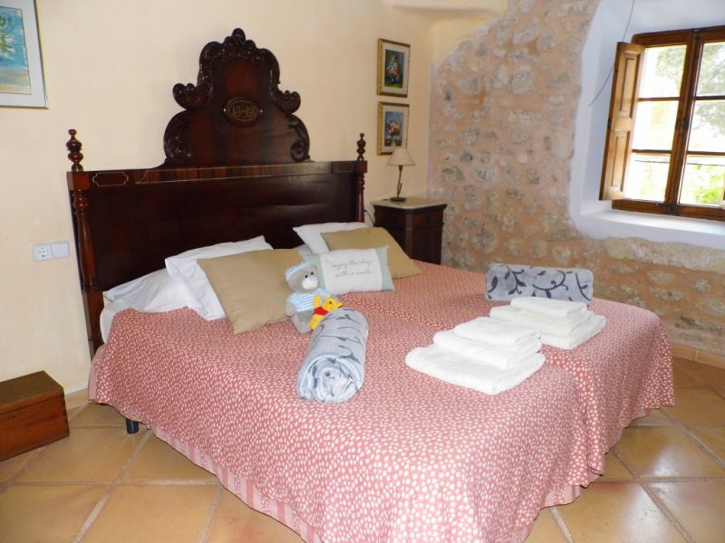 WINTER: 3 sep. Häuser mit 2 Pools und Heizung bei Manacor --- F 250 CM