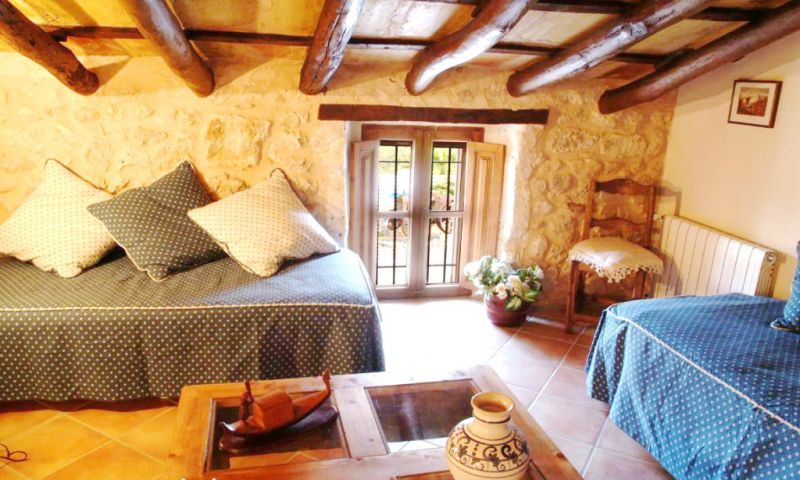 WINTER: 3 sep. Häuser mit 2 Pools und Heizung bei Manacor --- F 250 CM