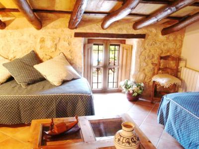 WINTER: 3 sep. Häuser mit 2 Pools und Heizung bei Manacor --- F 250 CM