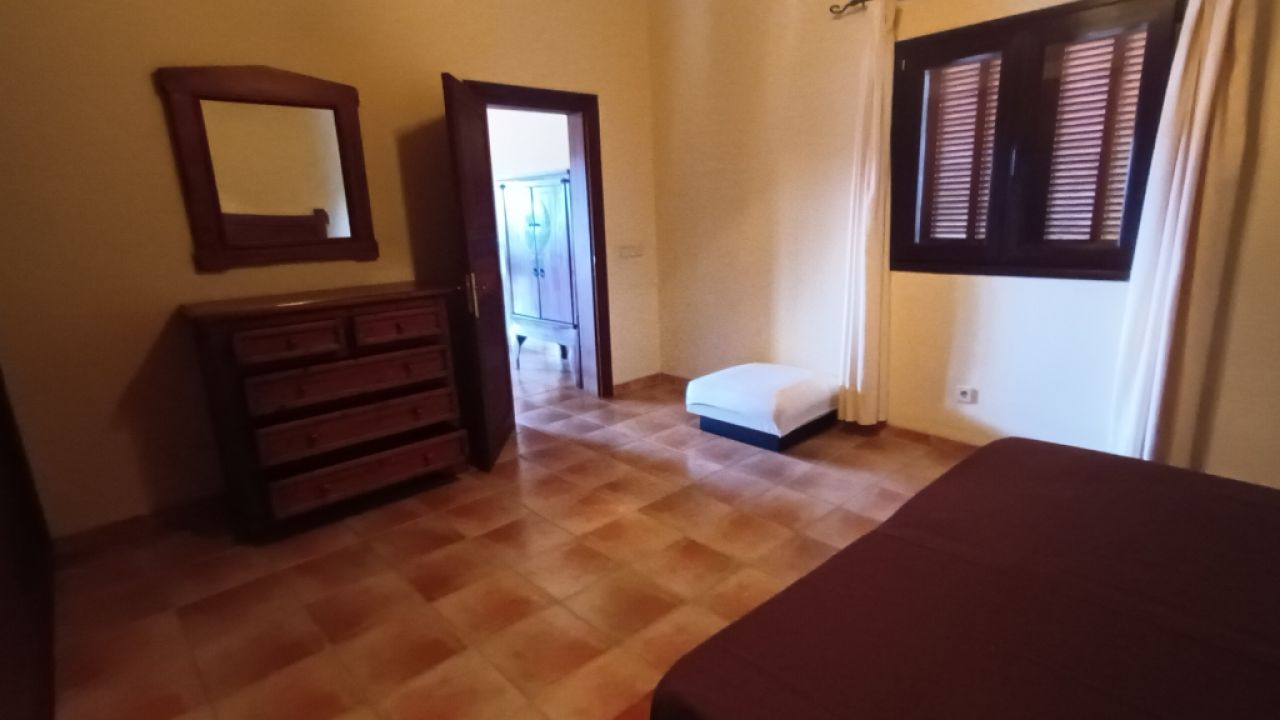 Winter: 4 Apts mit Gemeinschaftspool, BBQ und AC in einer DOrfsiedlung bei Campos -- AP 23 a - d WT