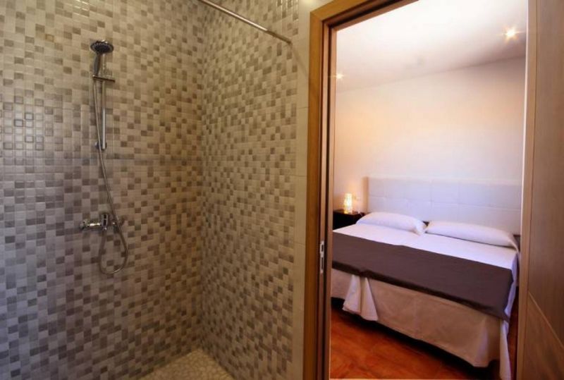 Winter: 9 Apts a 1 - 2 SZ auf einem gem.Grundstück mit Pool und AC in ruhiger Zone bei Campos-AP 43