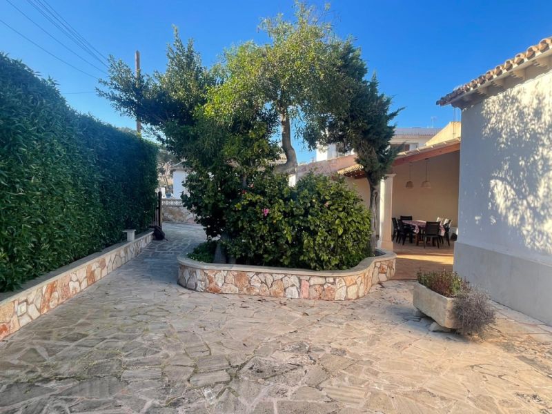 WINTER: Chalet in 1. Coastline with garden, AC, fireplace and pure sea views -- Cala Figuera -- CH 4