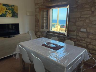 WINTER: Chalet in 1. Coastline with garden, AC, fireplace and pure sea views -- Cala Figuera -- CH 4