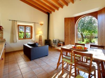 Winter: Ebenerdige, gut ausgestattete Casita am Ortsrand von Es LLombards -- F 191 WT